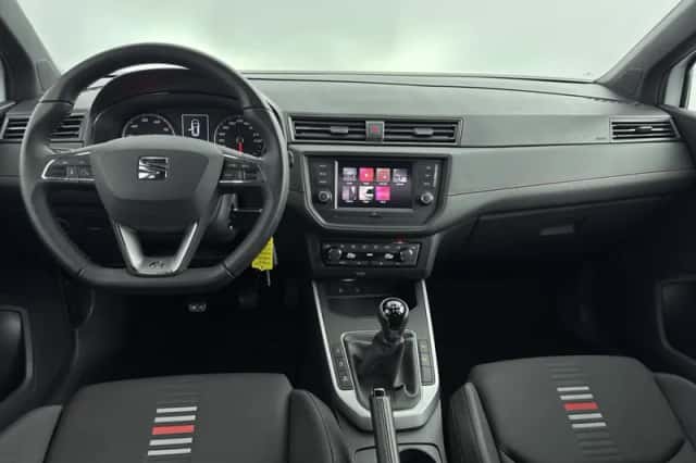 SEAT Arona (2019) thumbnail 4
