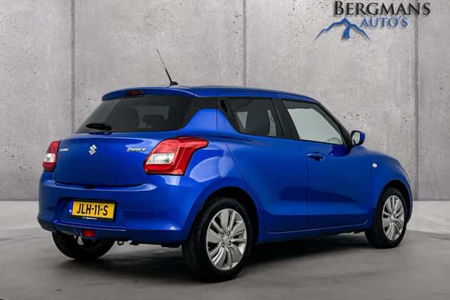 Suzuki Swift (2020) thumbnail 3