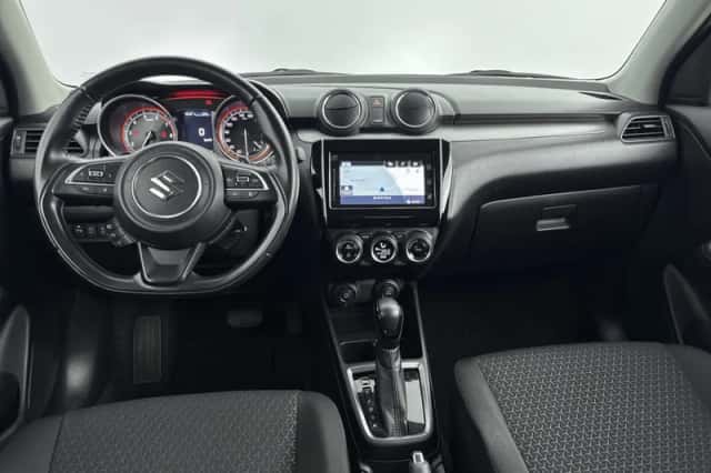 Suzuki Swift (2022) thumbnail 4