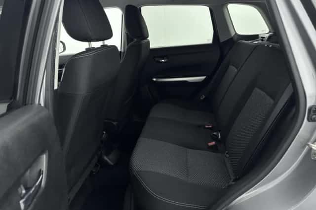 Suzuki Vitara (2019) thumbnail 6