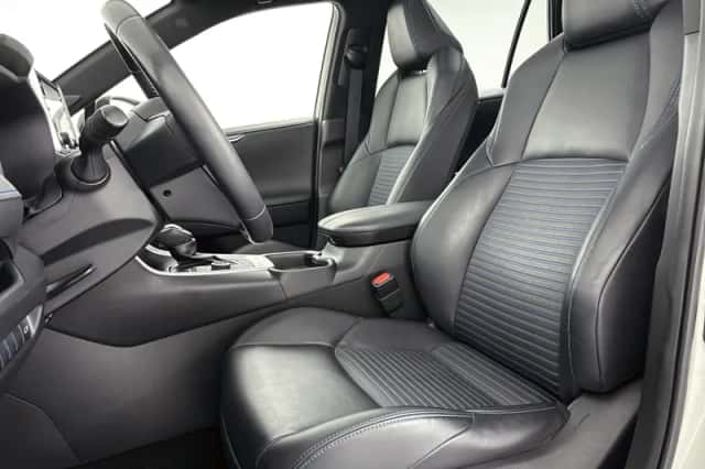 Toyota RAV4 (2019) thumbnail 5