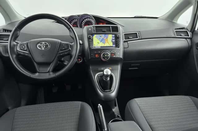 Toyota Verso (2017) thumbnail 6