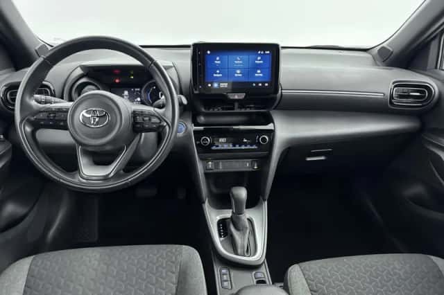 Toyota Yaris (2021) thumbnail 4