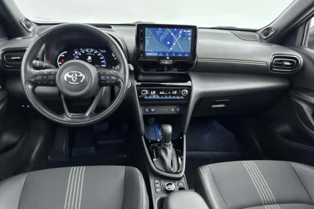 Toyota Yaris (2023) thumbnail 4