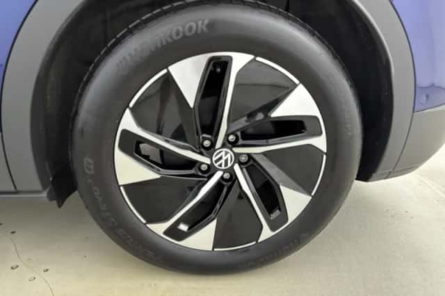 Volkswagen ID.4 (2024) thumbnail 4