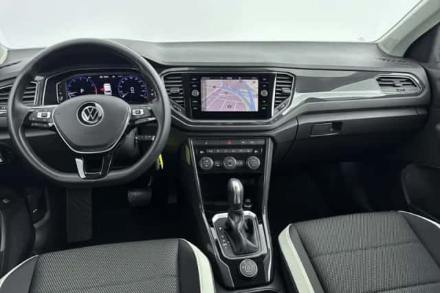 Volkswagen T-Roc (2020) thumbnail 4