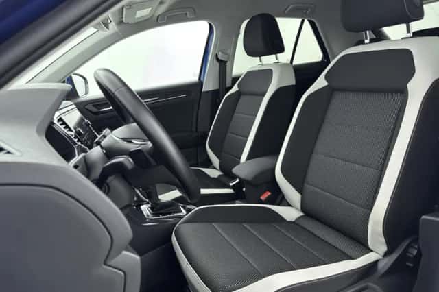 Volkswagen T-Roc (2020) thumbnail 5