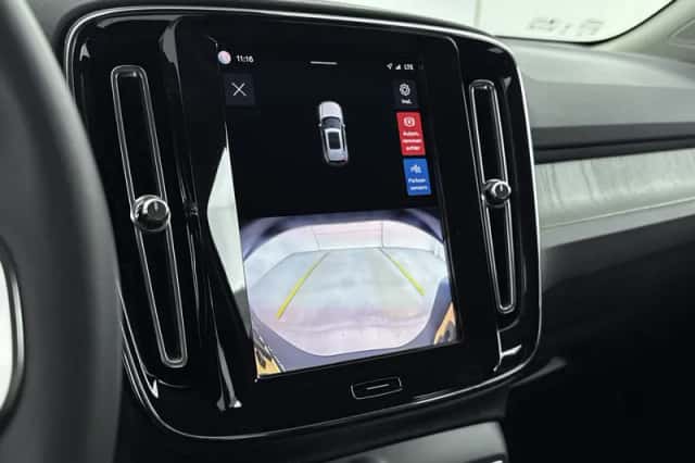 Volvo XC40 (2024) thumbnail 6