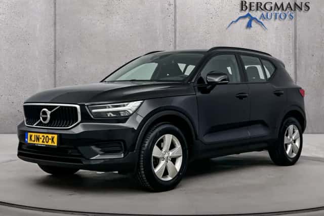 Volvo XC40 (2021) thumbnail 1