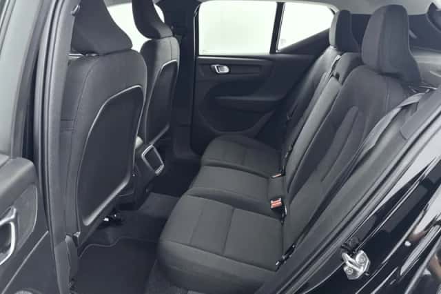 Volvo XC40 (2021) thumbnail 5