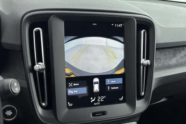 Volvo XC40 (2021) thumbnail 6