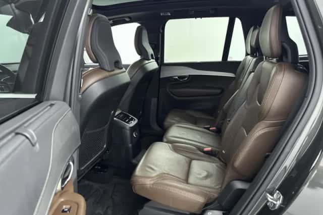 Volvo XC90 (2019) thumbnail 5