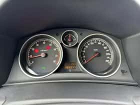 Opel Astra (2005) thumbnail 6