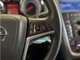 Opel Astra (2014) thumbnail 10