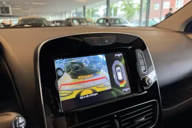 Renault Clio (2017) thumbnail 14