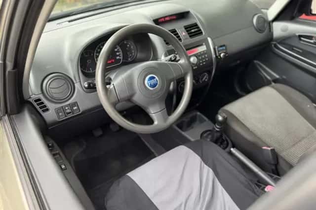 Fiat Sedici (2007) thumbnail 2