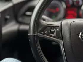 Opel Astra (2012) thumbnail 16