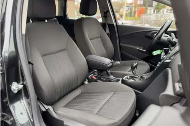 Opel Astra (2012) thumbnail 20
