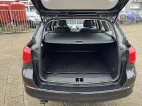 Opel Astra (2012) thumbnail 21