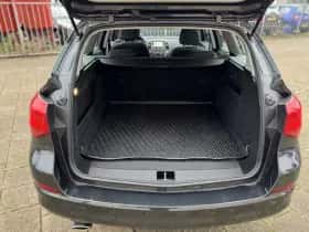 Opel Astra (2012) thumbnail 22