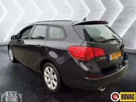 Opel Astra (2012) thumbnail 7