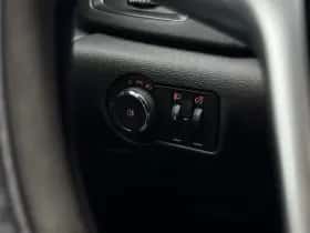 Opel Astra (2012) thumbnail 10