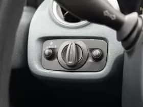Ford Fiesta (2009) thumbnail 11