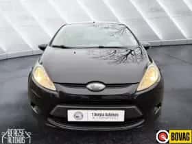 Ford Fiesta (2009) thumbnail 4