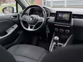 Renault Clio (2021) thumbnail 2