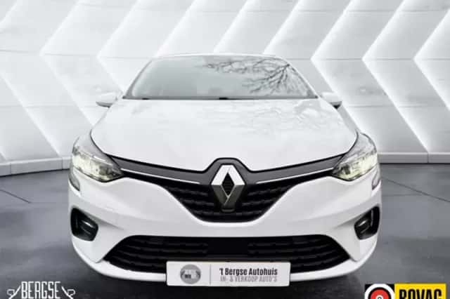 Renault Clio (2021) thumbnail 4