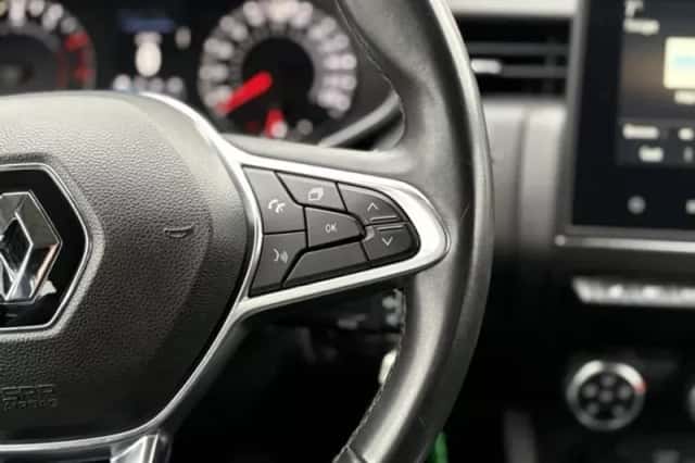 Renault Clio (2021) thumbnail 10