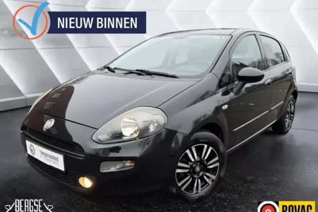 Fiat Punto (2013) thumbnail 1