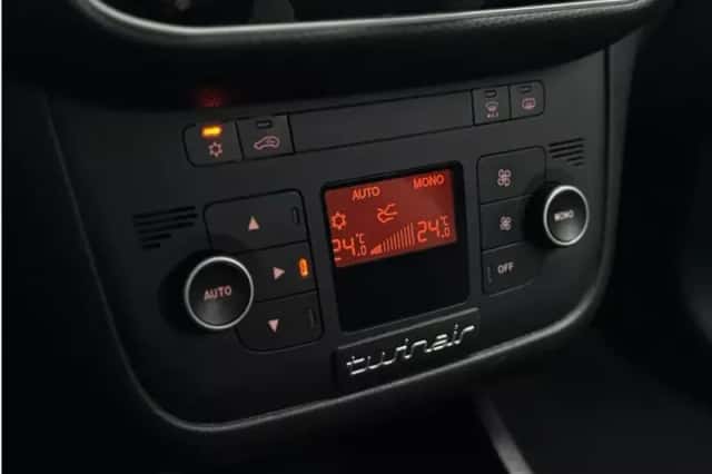 Fiat Punto (2013) thumbnail 13