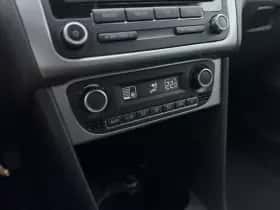 Volkswagen Polo (2014) thumbnail 11