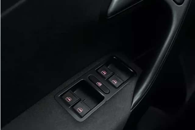 Volkswagen Polo (2014) thumbnail 15