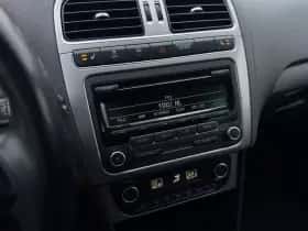 Volkswagen Polo (2014) thumbnail 9