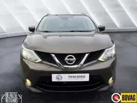Nissan Qashqai (2015) thumbnail 4