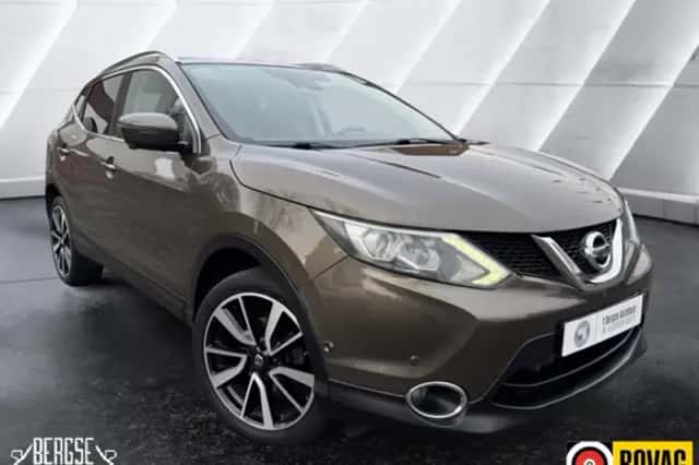 Nissan Qashqai (2015) thumbnail 5