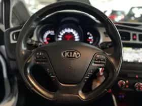 Kia Cee'd (2014) thumbnail 13