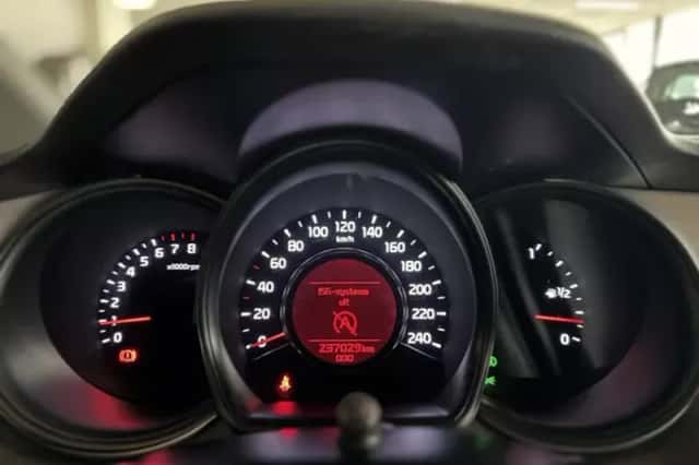 Kia Cee'd (2014) thumbnail 18