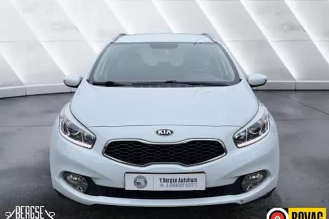 Kia Cee'd (2014) thumbnail 4