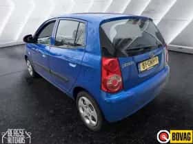 Kia Picanto (2008) thumbnail 7
