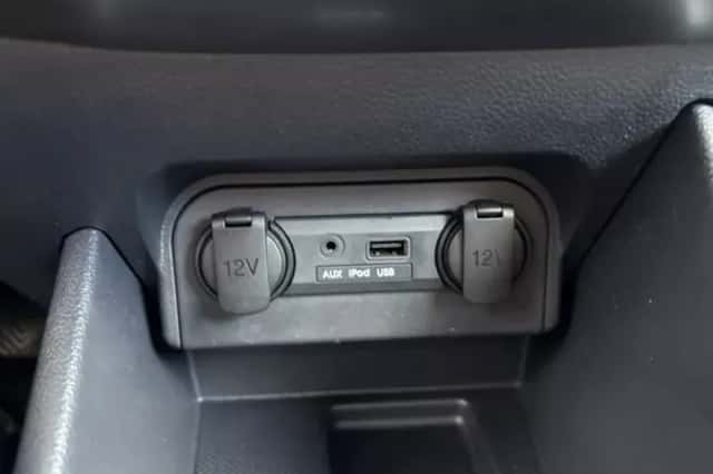 Kia Rio (2012) thumbnail 13