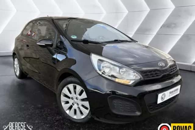 Kia Rio (2012) thumbnail 5