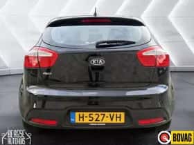 Kia Rio (2012) thumbnail 6