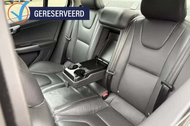 Volvo S60 (2014) thumbnail 14