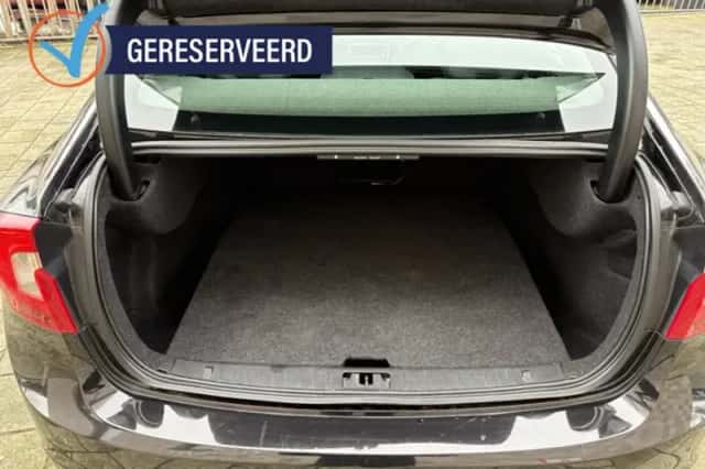 Volvo S60 (2014) thumbnail 17