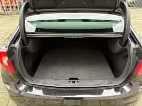 Volvo S60 (2014) thumbnail 17