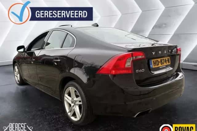 Volvo S60 (2014) thumbnail 6
