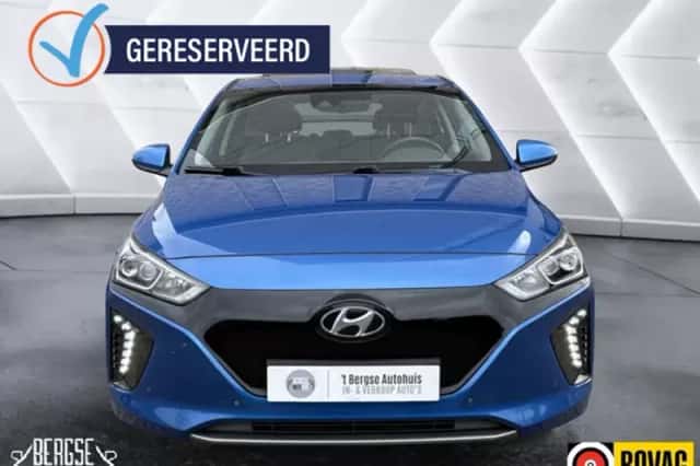 Hyundai Ioniq (2018) thumbnail 4